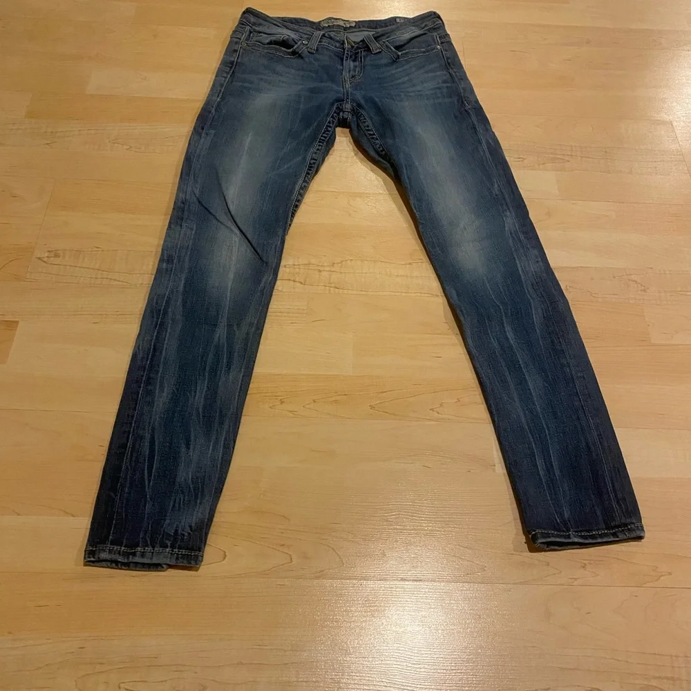 BKE Stella Skinny Jeans 27R Medium Wash Stretch Low Rise - Picture 1 of 8